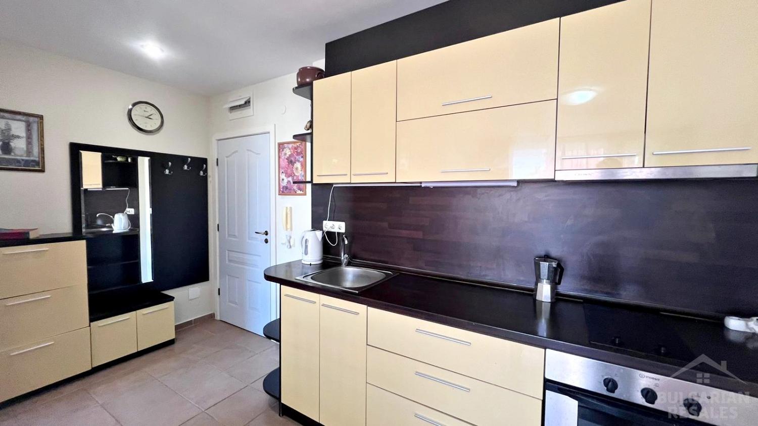Buy a 2 bedroom flat in Bulgaria and live all year round ID: 3707 - Photo 4