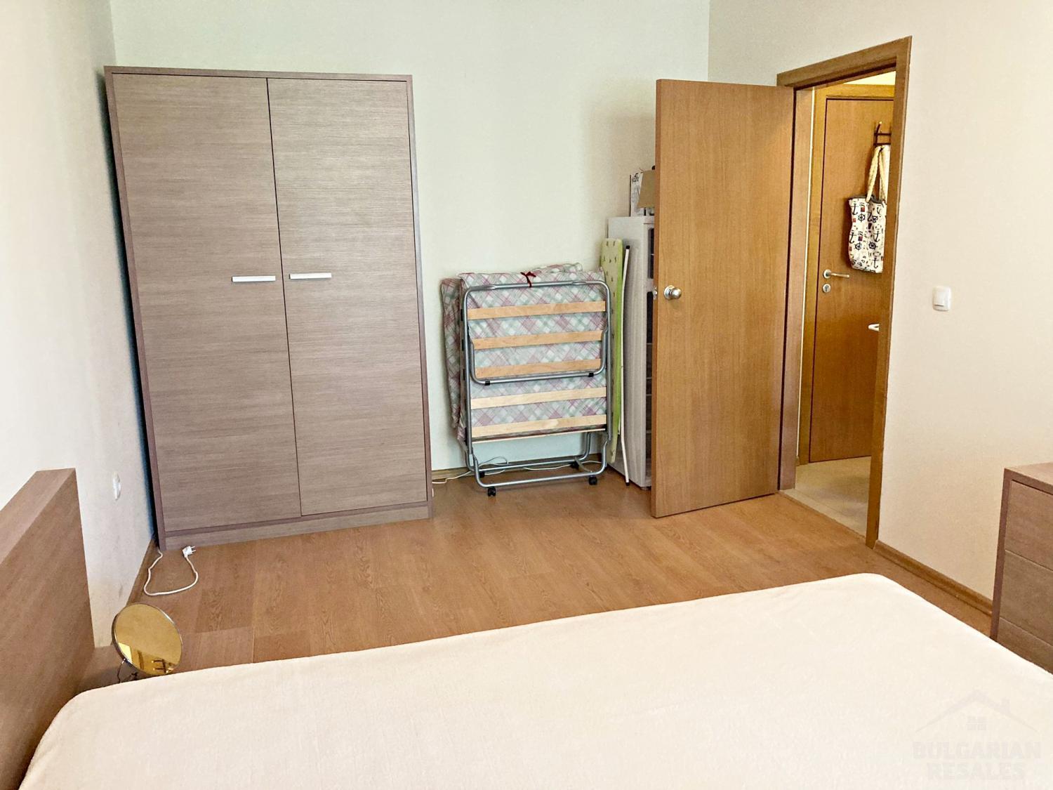 Flat on the first line by the sea! Good investment! ID: 3766 - Photo 7