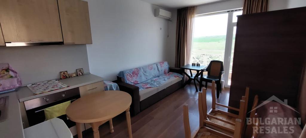 Студия по выгодной цене в комплексе 