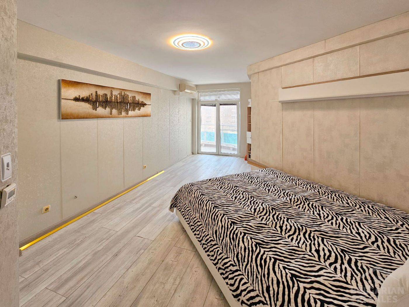 Výhľad na more, moderná rekonštrukcia, 2 spálne, komplex „Oasis“, Ravda ID: 6072 - Фото13