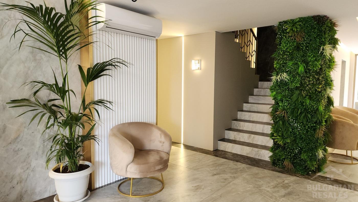 Апартамент с дизайнерским интерьером, комплекс  