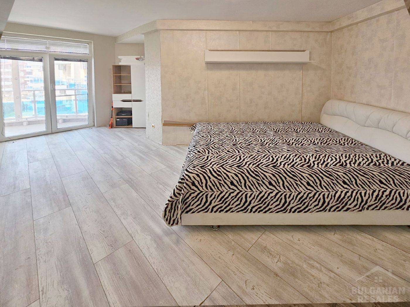 Výhľad na more, moderná rekonštrukcia, 2 spálne, komplex „Oasis“, Ravda ID: 6072 - Фото14