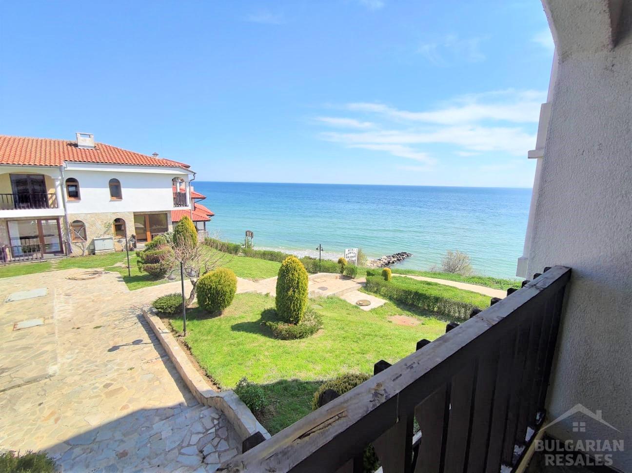 4 rooms with frontal sea view  ID: 1815 - Photo 11