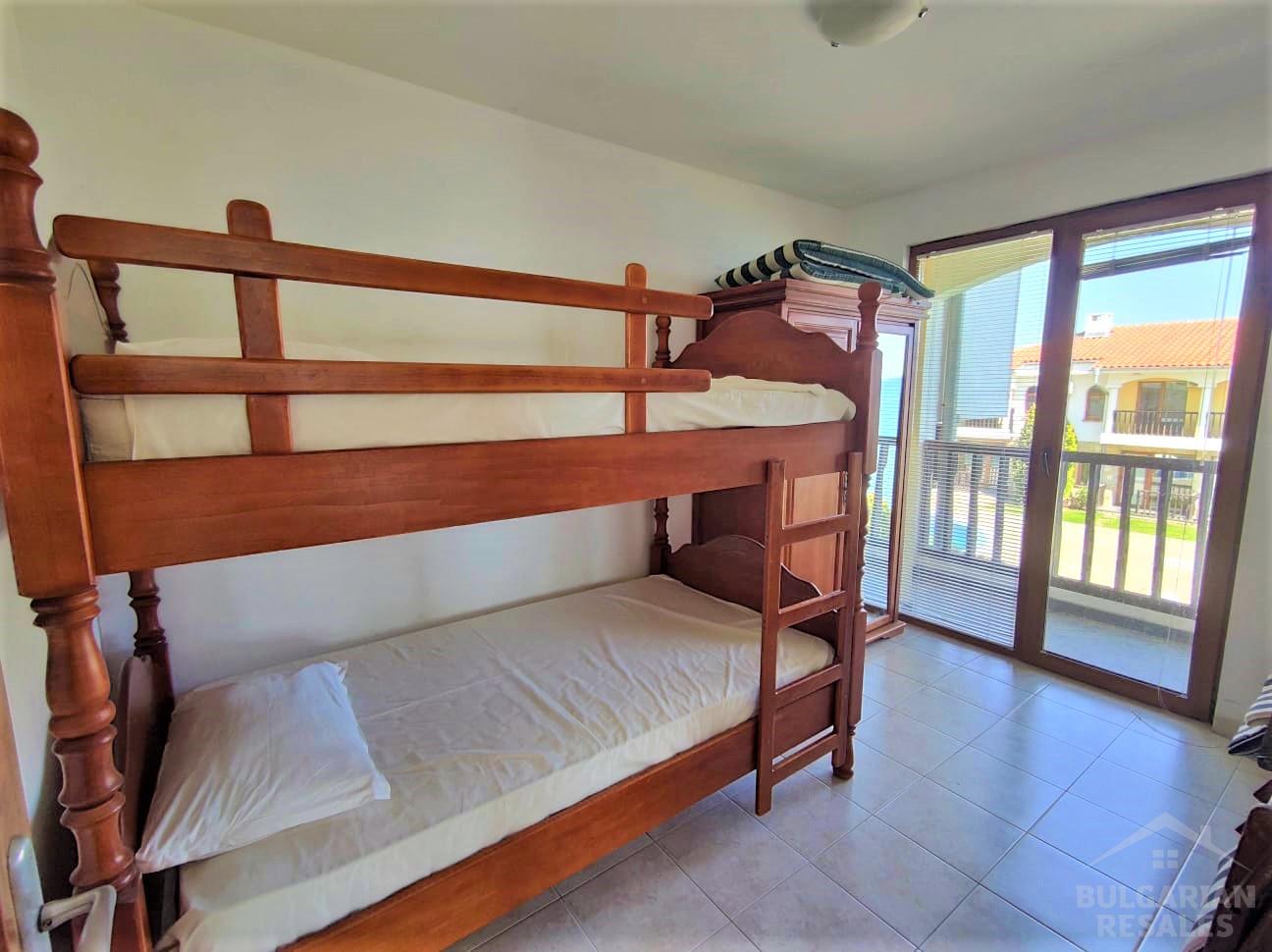 4 rooms with frontal sea view  ID: 1815 - Photo 13