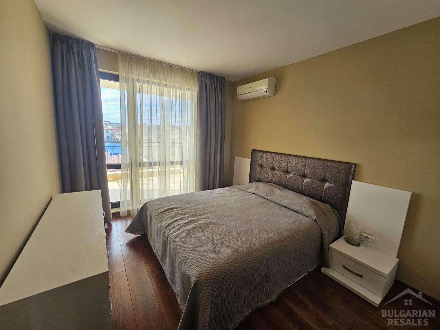 2-izbový byt s veľkou terasou s výhľadom na more a hory vo Svätom Vlase ID: 3933 - Фото18