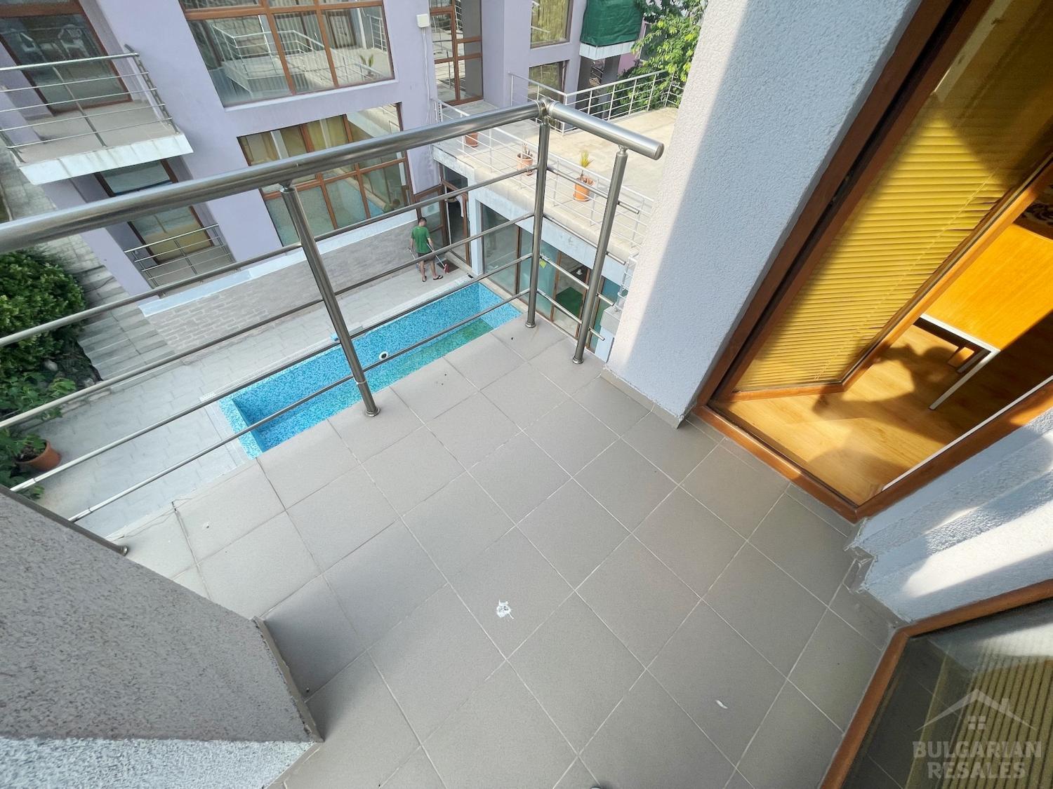 Намален! Просторен апартамент вкомплекс до морето ID: 2882 - Снимка 6