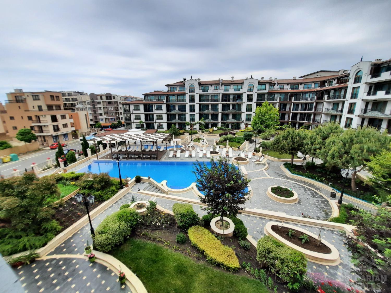 Apartment with a beautiful view in the complex Bulgarian Rose Garden ID: 1899 - Photo 8