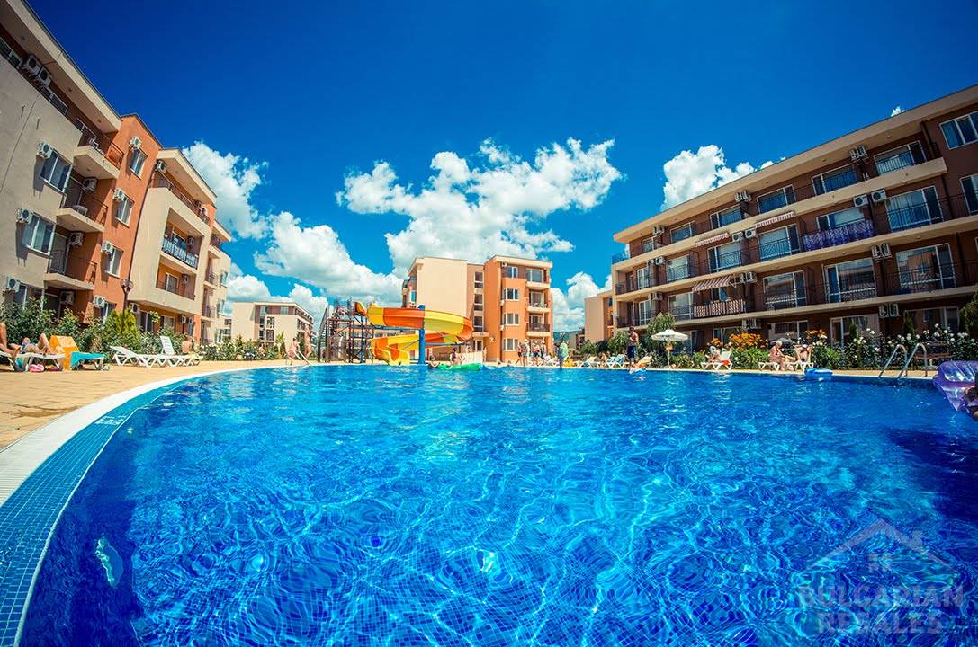 Вид на бассейн! Готовый апартамент в хорошем состоянии, комплекс 