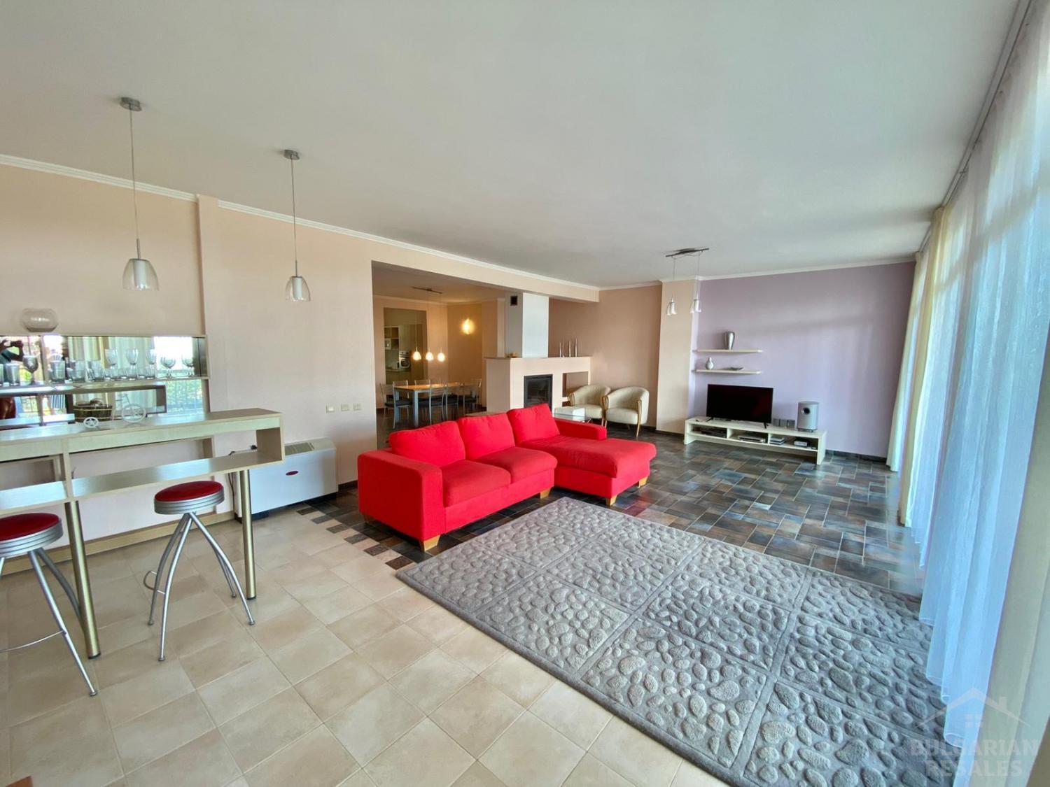 Къща с 4 спални в ексклузивен район на курорта ID: 2867 - Снимка 3