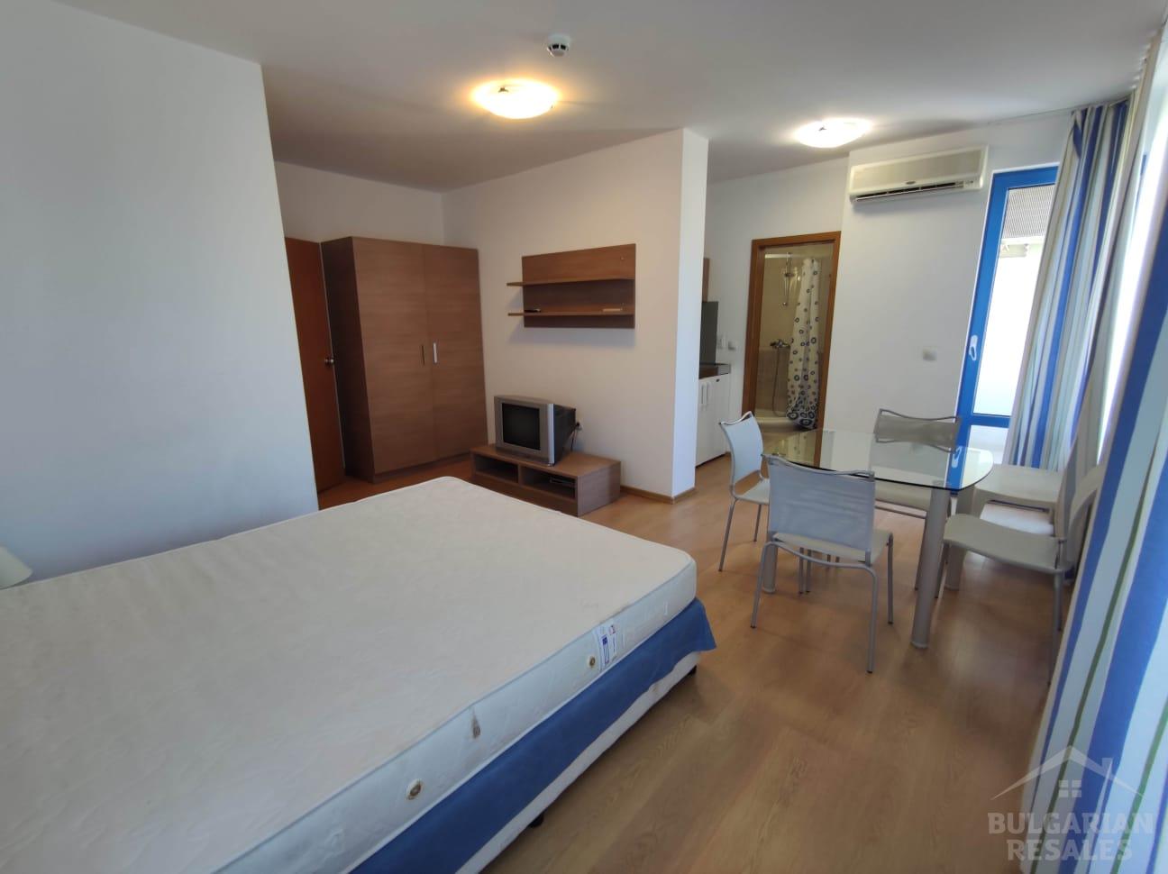 Spacious studio in the complex by the sea Exelsior ID: 1852 - Photo 2