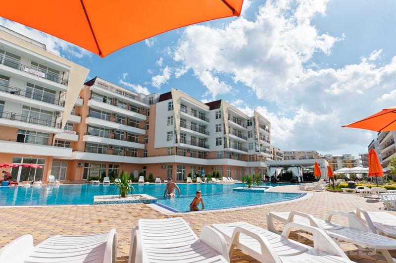 Просторни апартаменти в комплекс Гранд Камелия ID: 2451 - Снимка 1