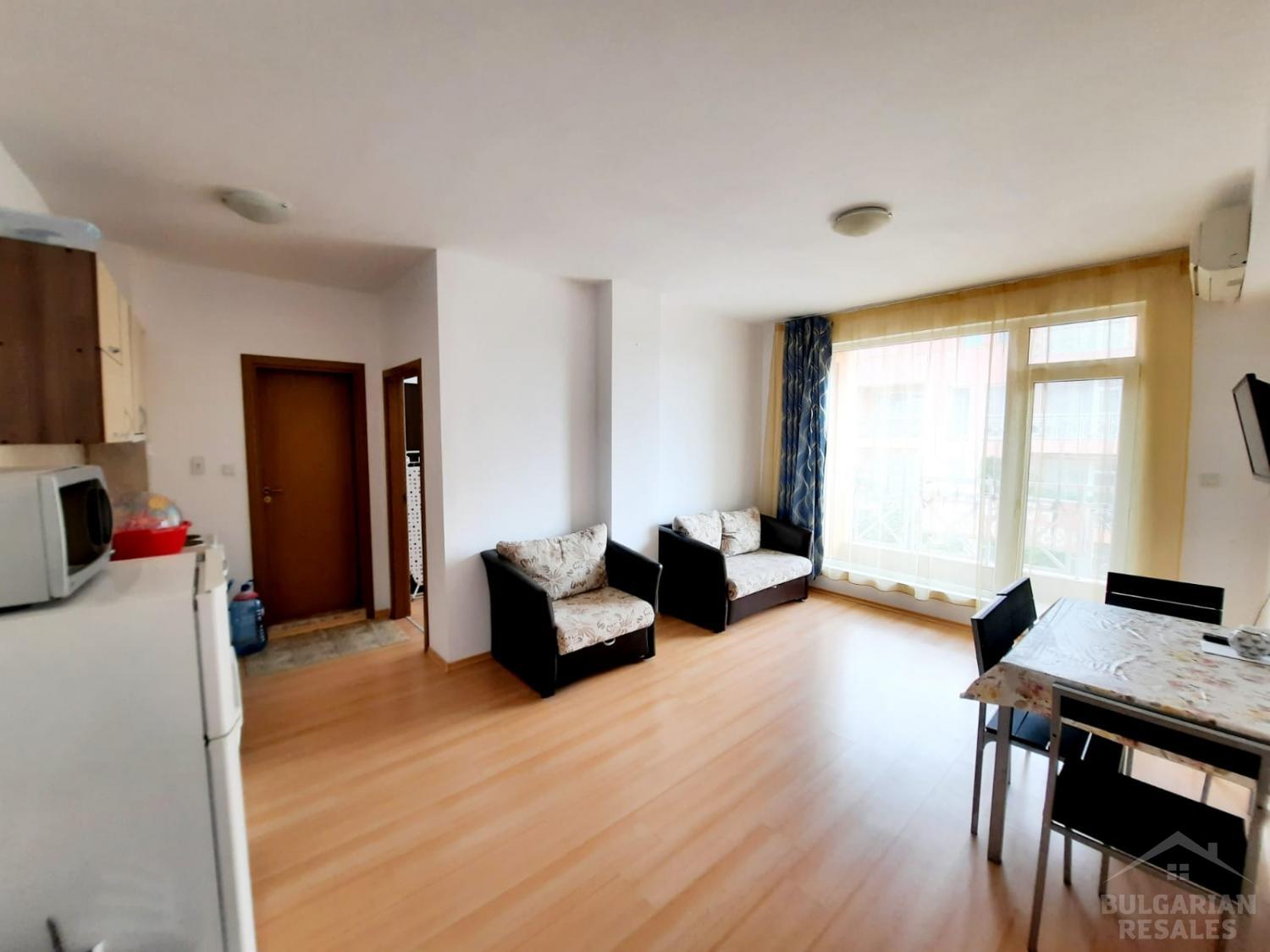 Евтин тристаен апартамент в Слънчев бряг ID: 1913 - Снимка 1