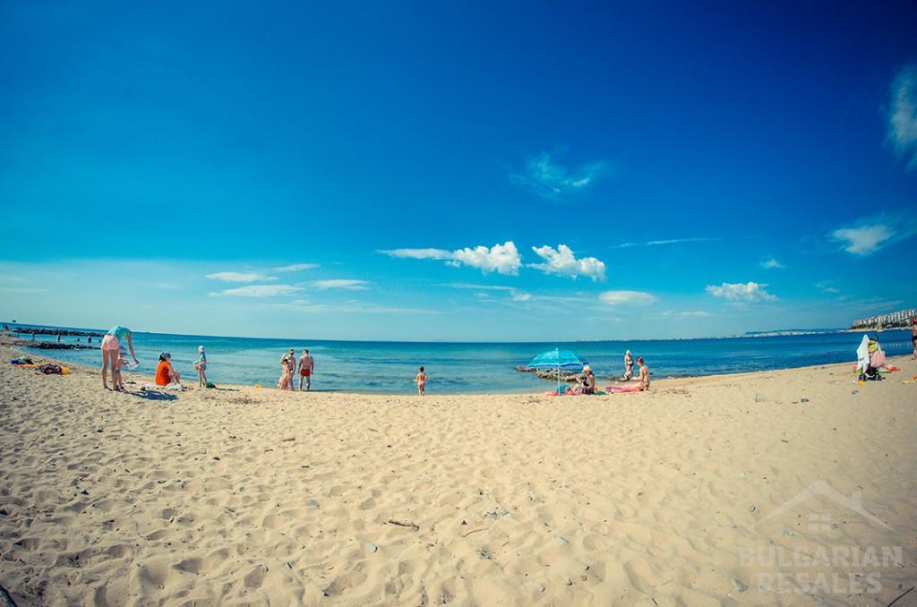 Bargain! Three bedrooms, large terrace, complex on the first line! ID: 4241 - Photo 19