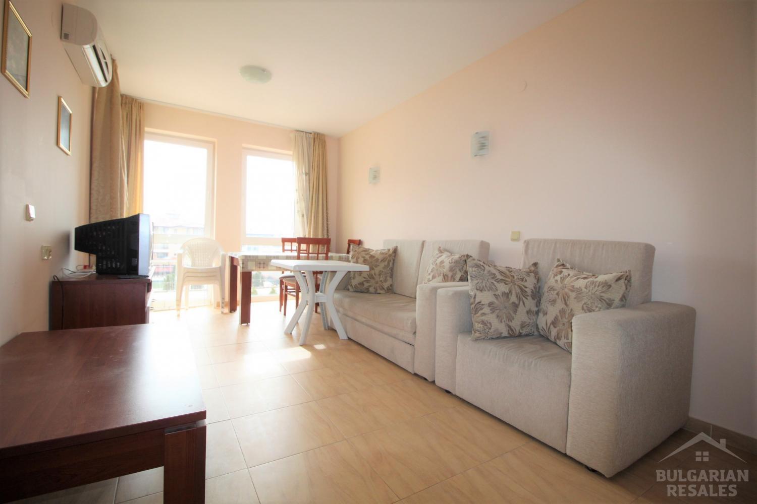 Апартамент с гледка басейн в Свети Влас ID: 1707 - Снимка 3