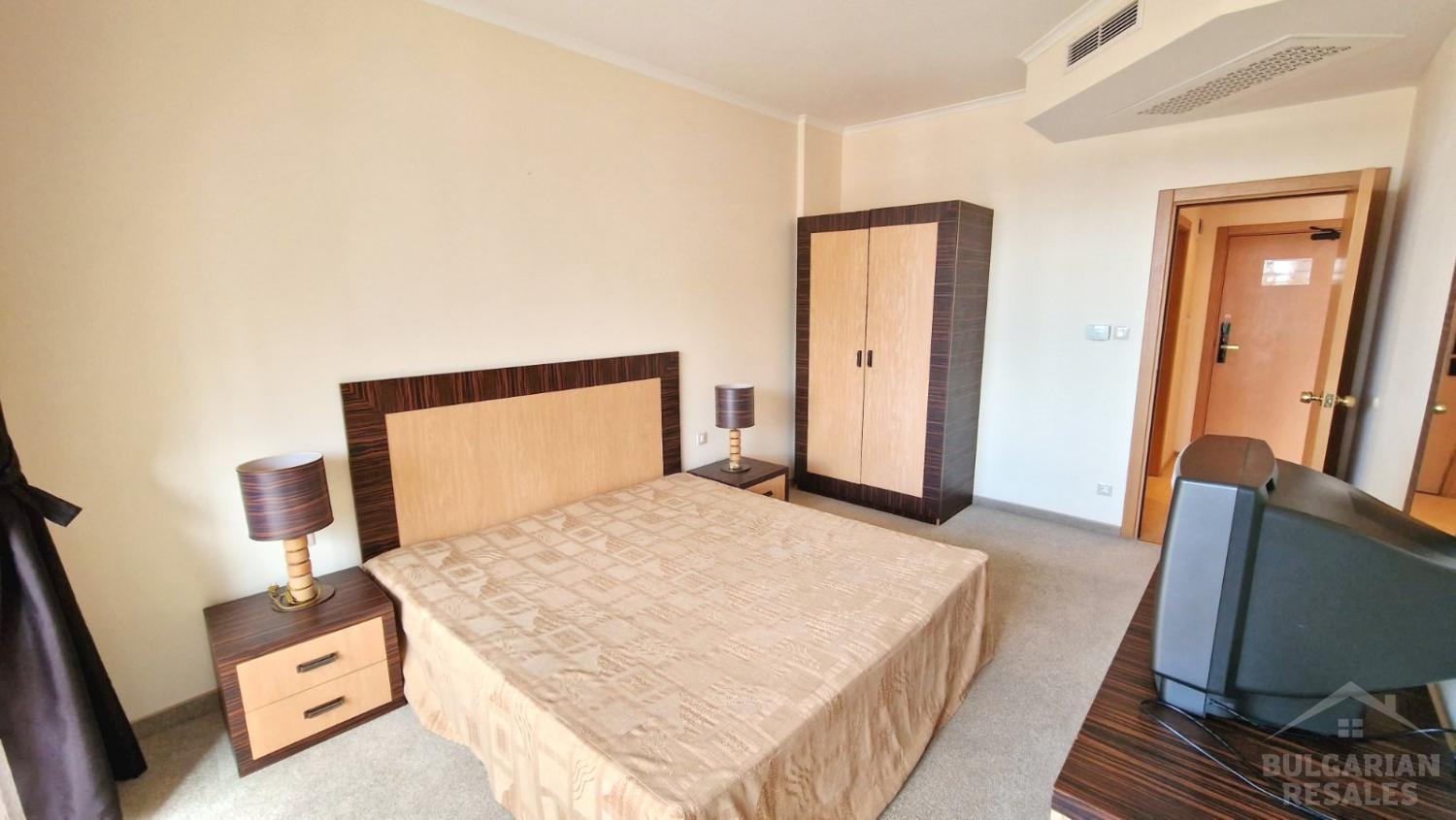 Первая линия! Комплекс с огромной территорией ID: 3874 - Фото 8