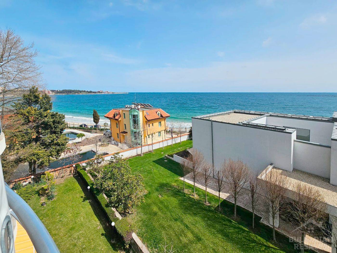 Výhľad na more, moderná rekonštrukcia, 2 spálne, komplex „Oasis“, Ravda ID: 6072 - Фото1