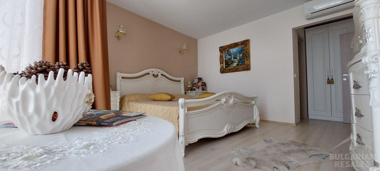 Townhouse 100 metres from the beach in a prestigious area of the city ID: 3699 - Photo 14