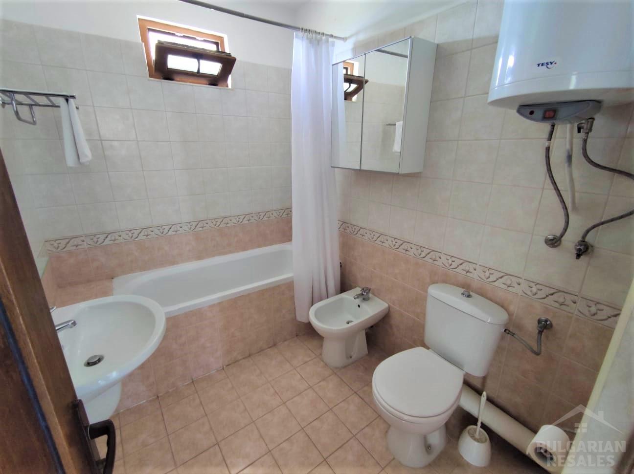 4 rooms with frontal sea view  ID: 1815 - Photo 19