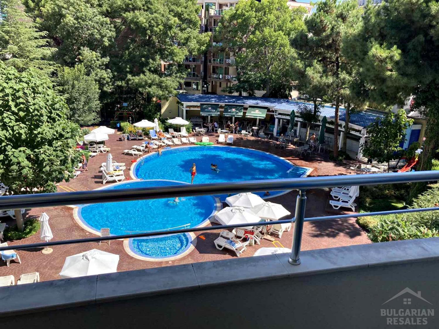 Добре обзаведен апартамент в комплекс Excelsior ID: 2220 - Снимка 1