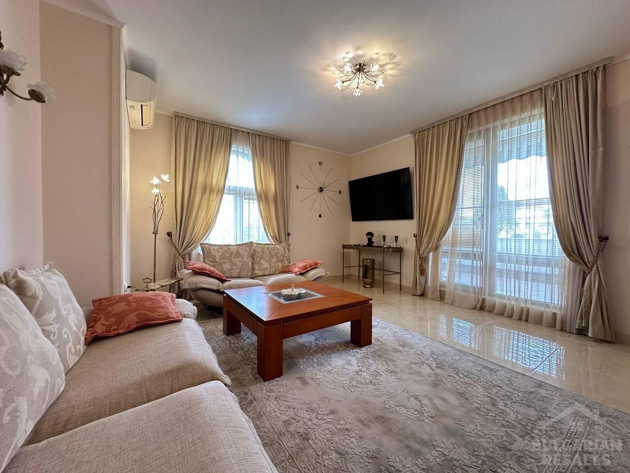 Шикарный апартамент в живописном районе Несебра ID: 5712 - Фото 4