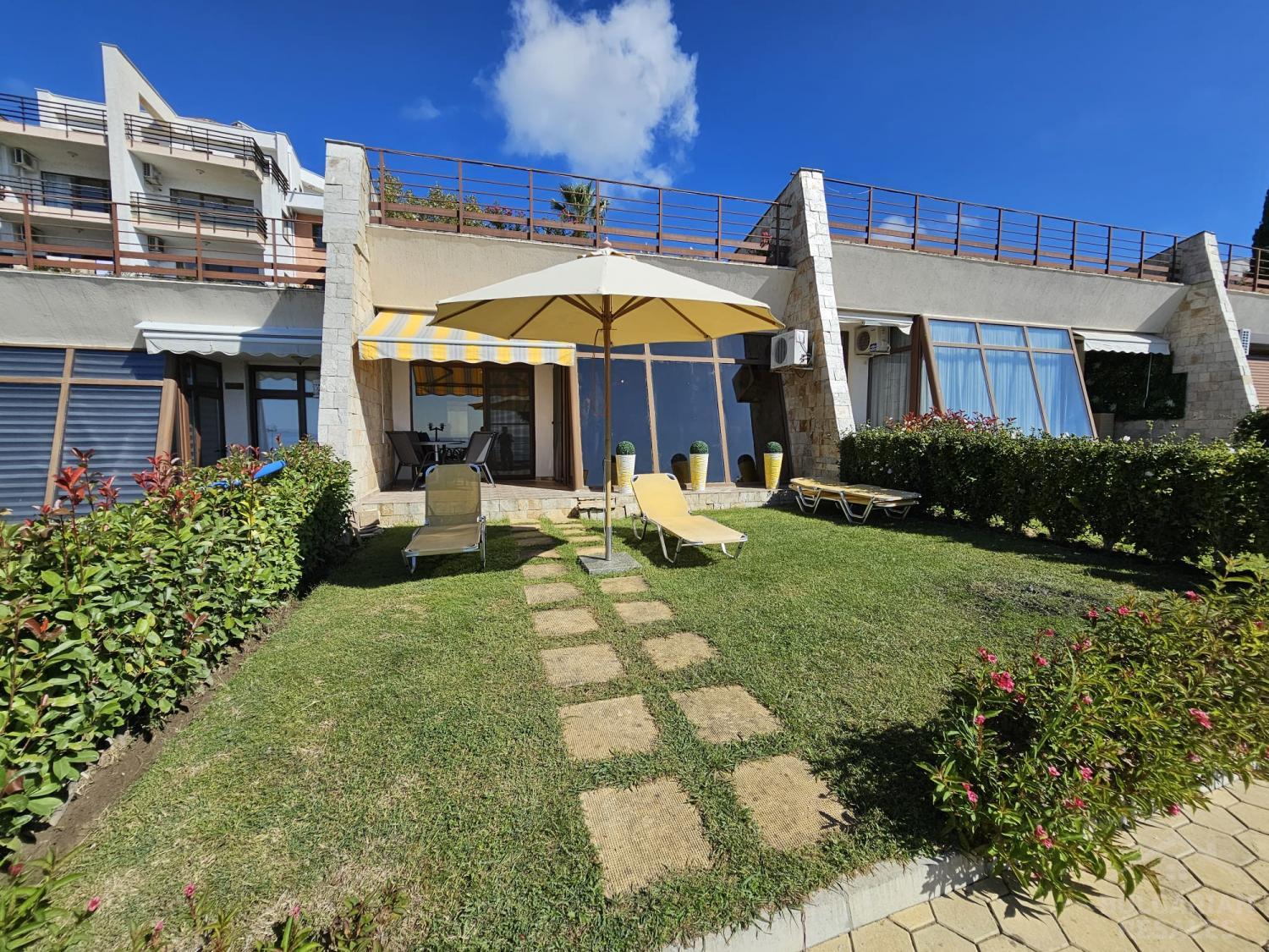 Kup mieszkanie na pierwszej linii w Świętym Własie z widokiem na morze i ogródkiem ID: 4492 - Фото5