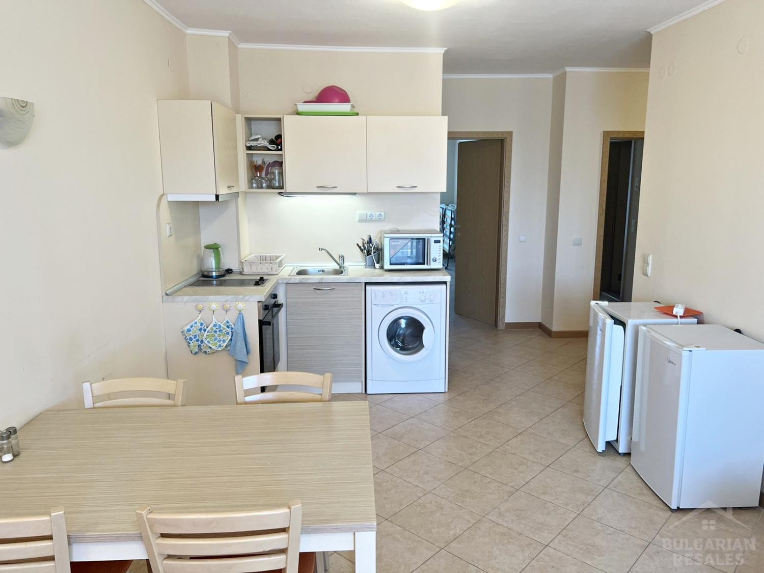 Просторен апартамент с два балкона и две бани ID: 2933 - Снимка 4