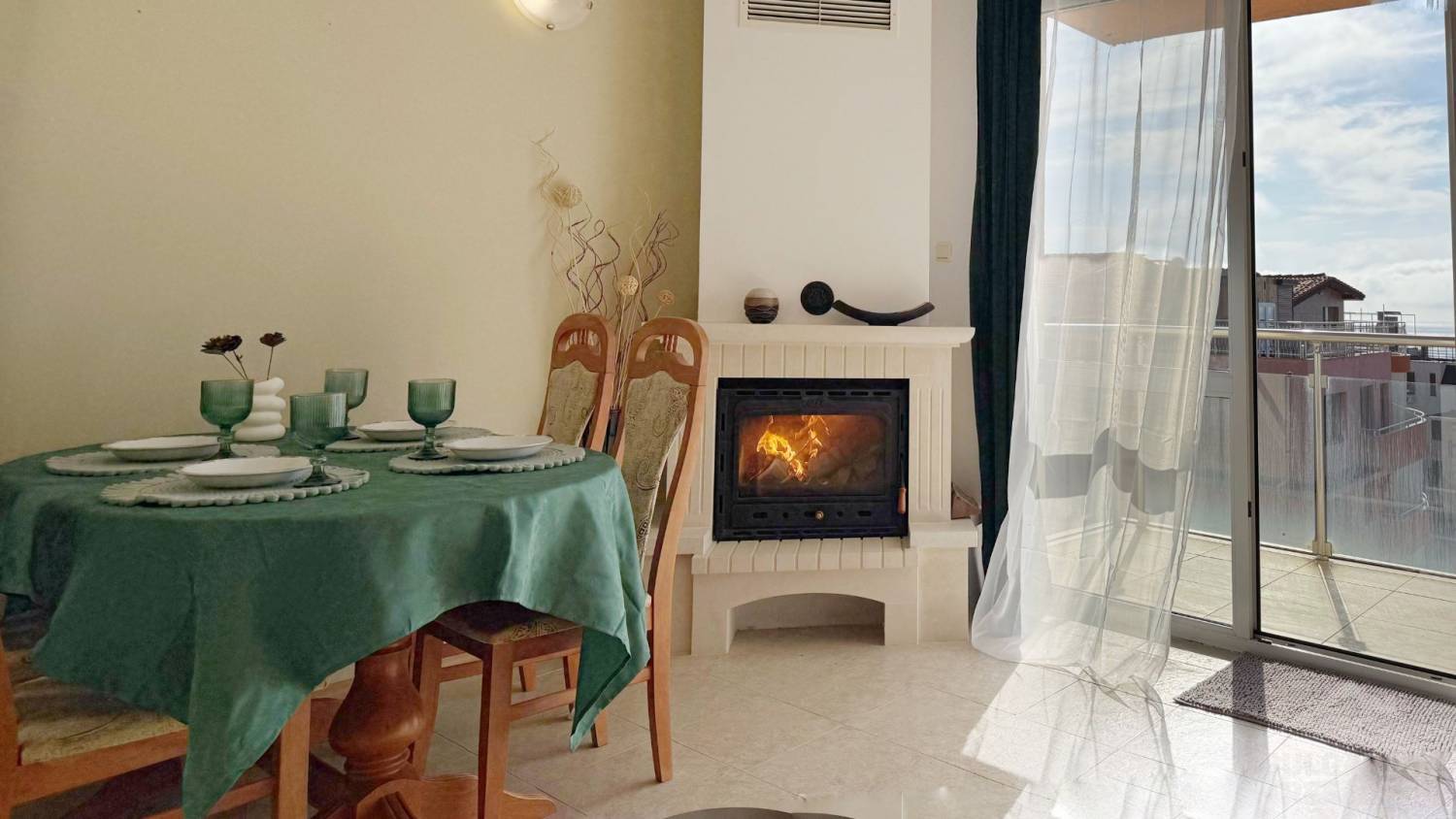 Вид на море! Апартамент с 2 спальнями и камином близко к пляжу, Свети Влас ID: 6082 - Фото 3