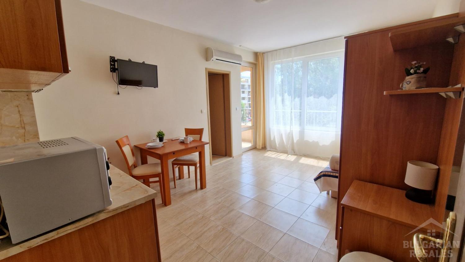 Студио в централната част на града за целогодишен живот ID: 3474 - Снимка 3