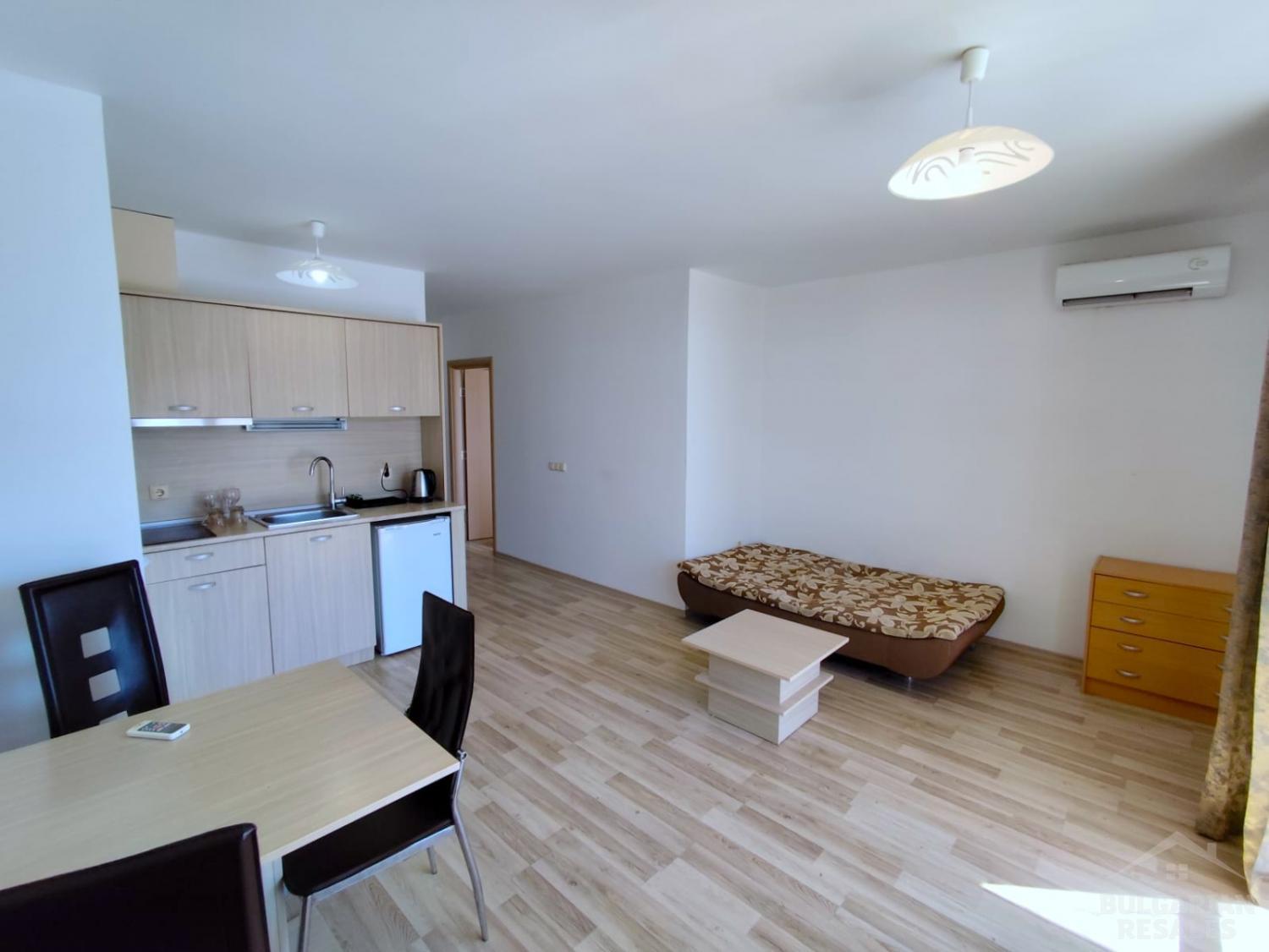 Изгодна оферта - 2 апартамента на Слънчев бряг в отличен комплекс. ID: 4378 - Снимка 2