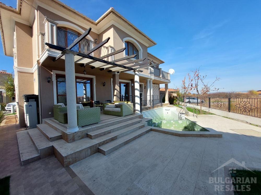 Къща с басейн в елитно вилно селище в България ID: 3095 - Снимка 19