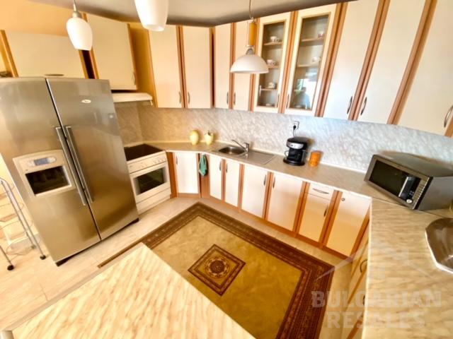 Villa for a large family by the sea in Sveti Vlas ID: 5069 - Photo 7