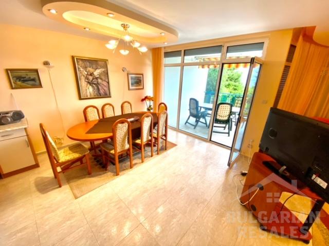 Вилла для большой семьи у моря в Свети Власе ID: 5069 - Фото 5