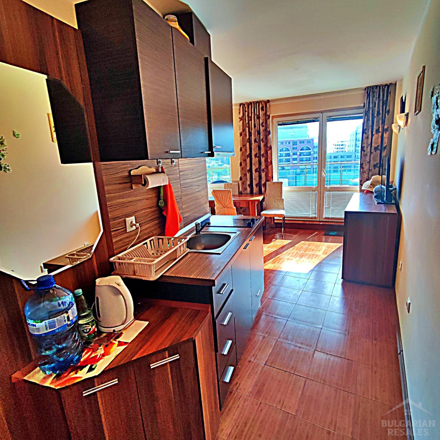 Хорошая локация! Квартира на первой линии ID: 4609 - Фото 3