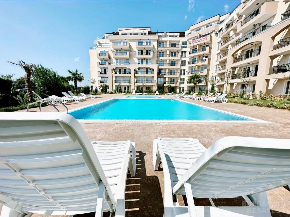 Апартамент с добра гледка към морето, първа линия! ID: 4066 - Снимка 1