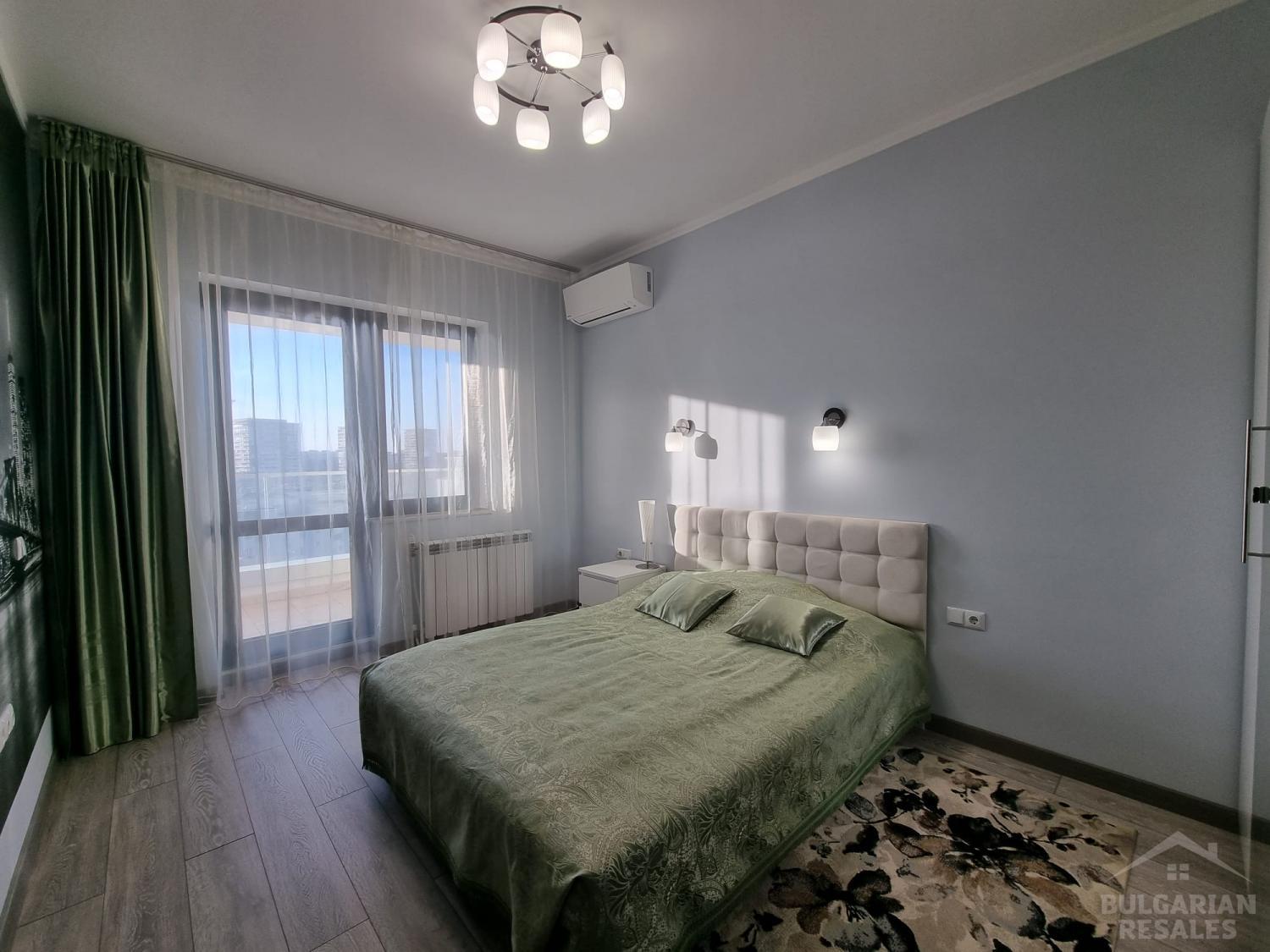 1 bedroom flat in a luxury complex in Burgas infront of  park 