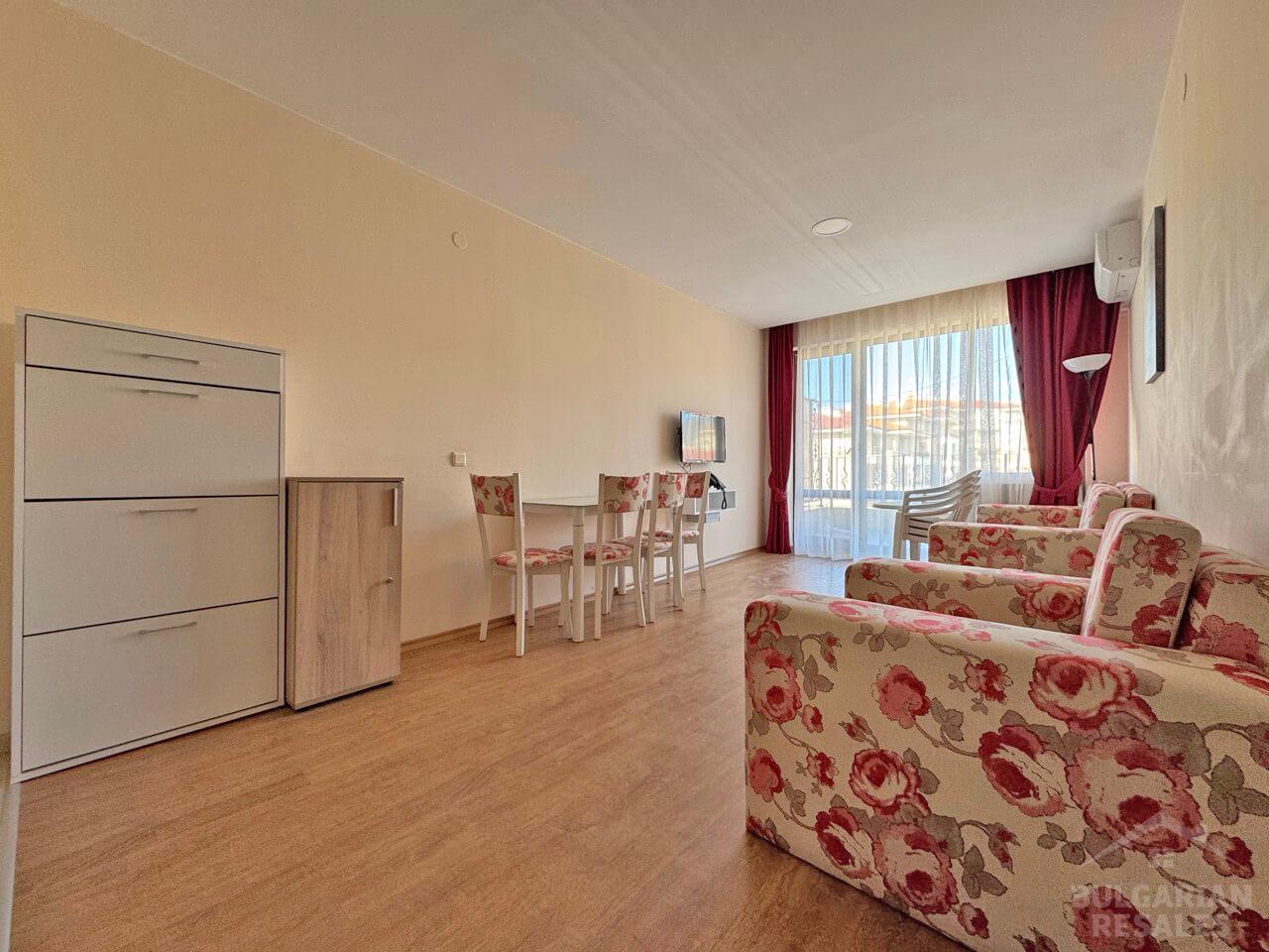 First line! One-bedroom apartment in the Premier Fort Beach complex ID: 5844 - Photo 5