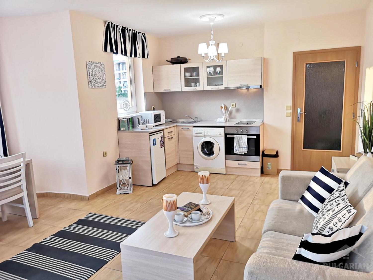 Апартамент с ремонт в комплексе Aqua Dreams ID: 2128 - Снимка 3