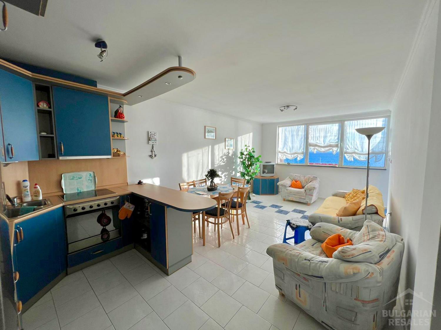 Панорамен апартамент в комплекс Riviera ID: 2306 - Снимка 4