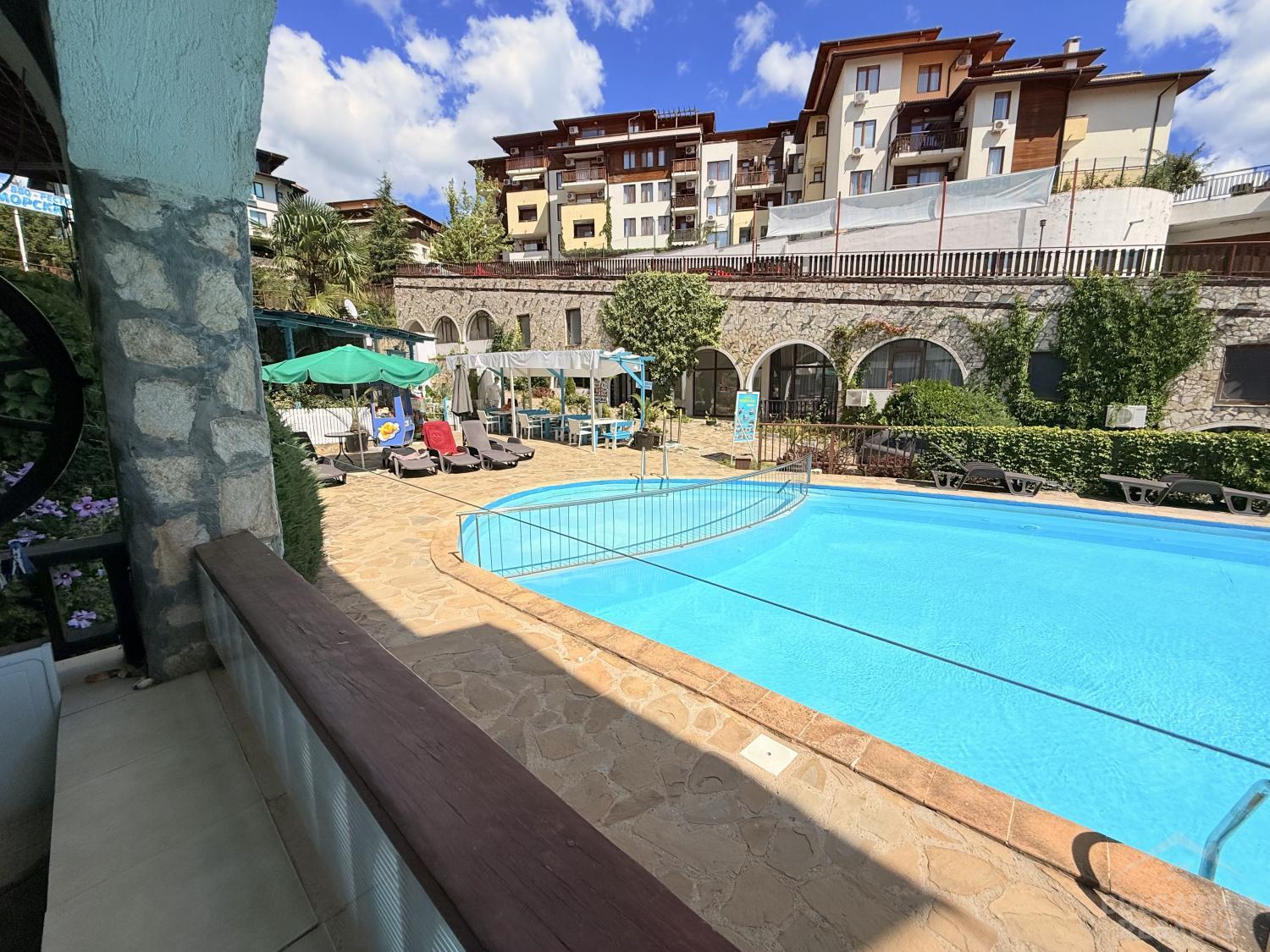 Апартамент с изглед към басейна в елитен комплекс „Етара“ ID: 5519 - Снимка 3