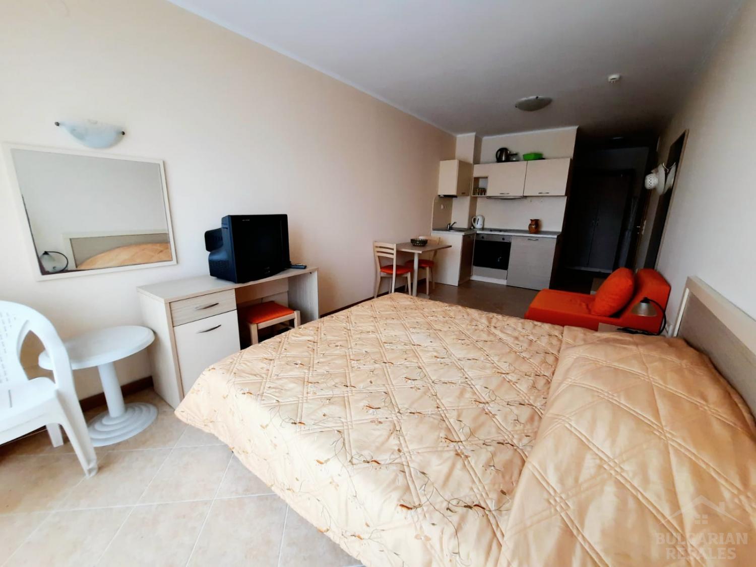 Spacious studio in the famous Royal Sun complex ID: 2548 - Photo 3