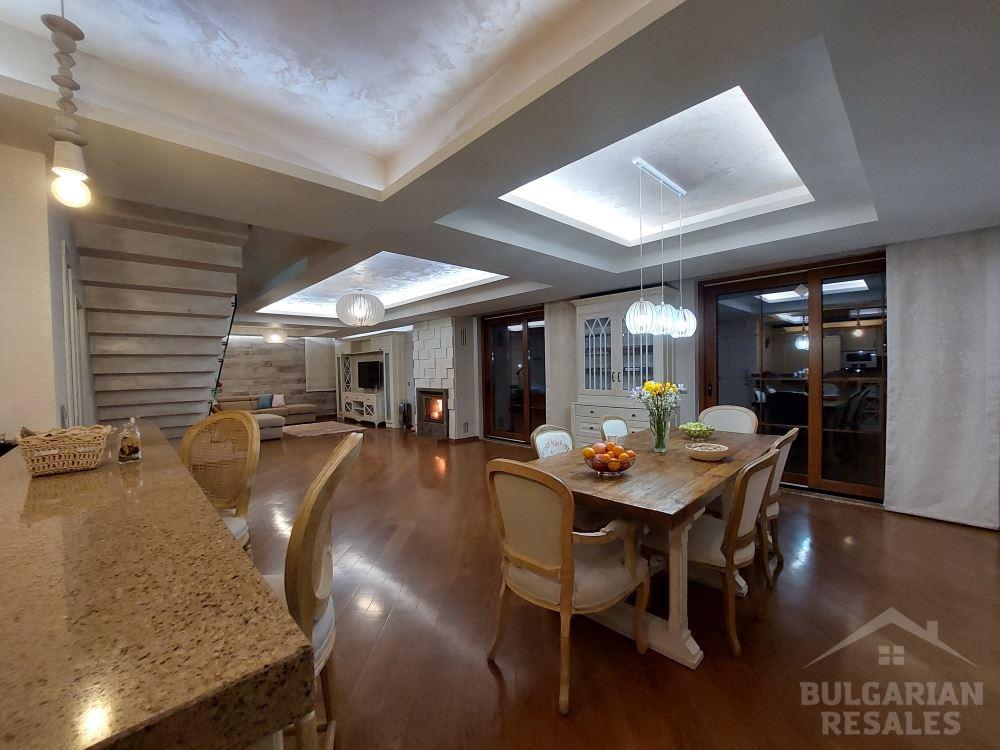 Къща с басейн в елитно вилно селище в България ID: 3095 - Снимка 2