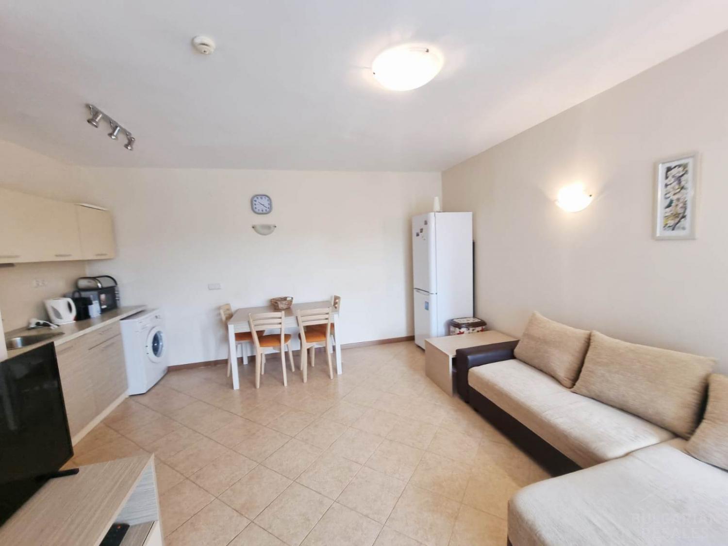 Супер оферта! Апартамент в престижния комплекс Royal Sun с изглед към плувния басейн ID: 2906 - Снимка 6