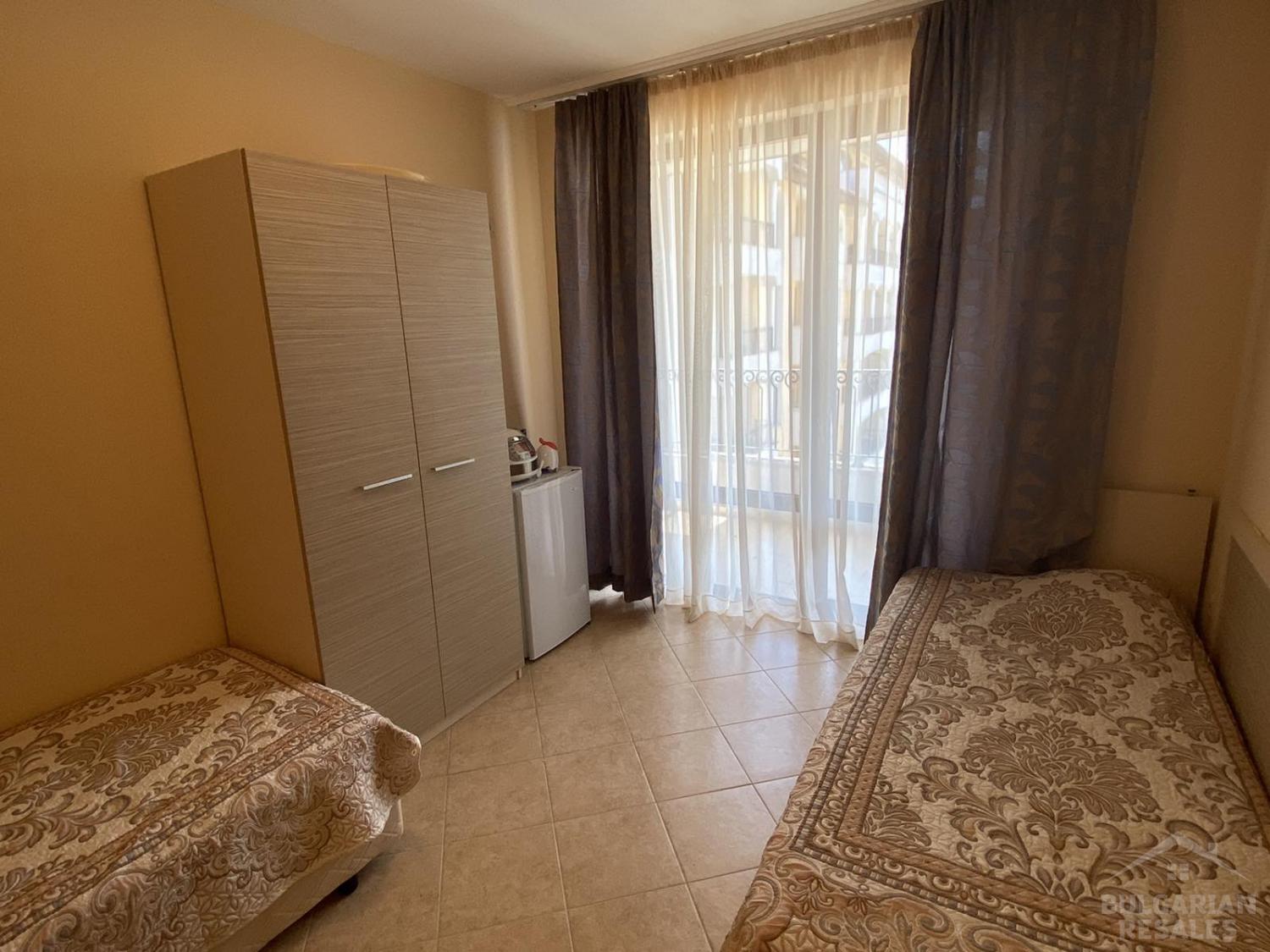 Trzy pokoje z widokiem na basen i teren w hotelu Royal Sun ID: 2920 - Фото9