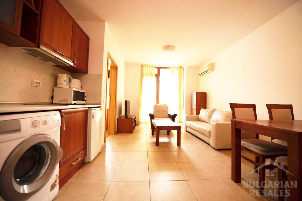 Апартамент в сграда без плувен басейн с ниска такса за поддръжка ID: 2728 - Снимка 1