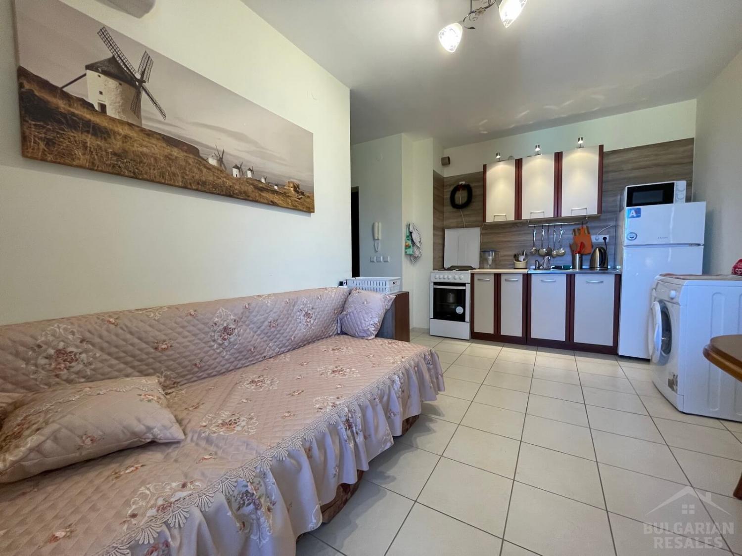 Двухкомнатная в комплексе с большой территорией ID: 2731 - Фото1