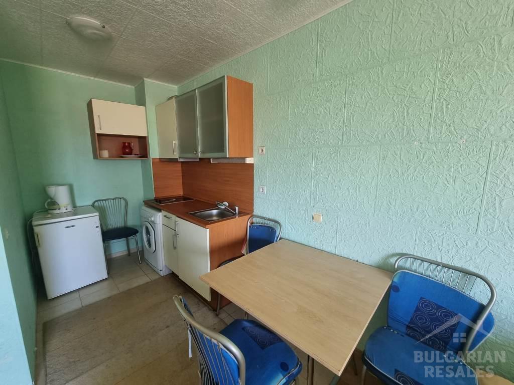 Не скъп апартамент в затворен комплекс  ID: 2554 - Снимка 6