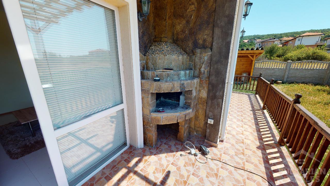 Detached house with renovation at a great price ID: 2494 - Photo 4