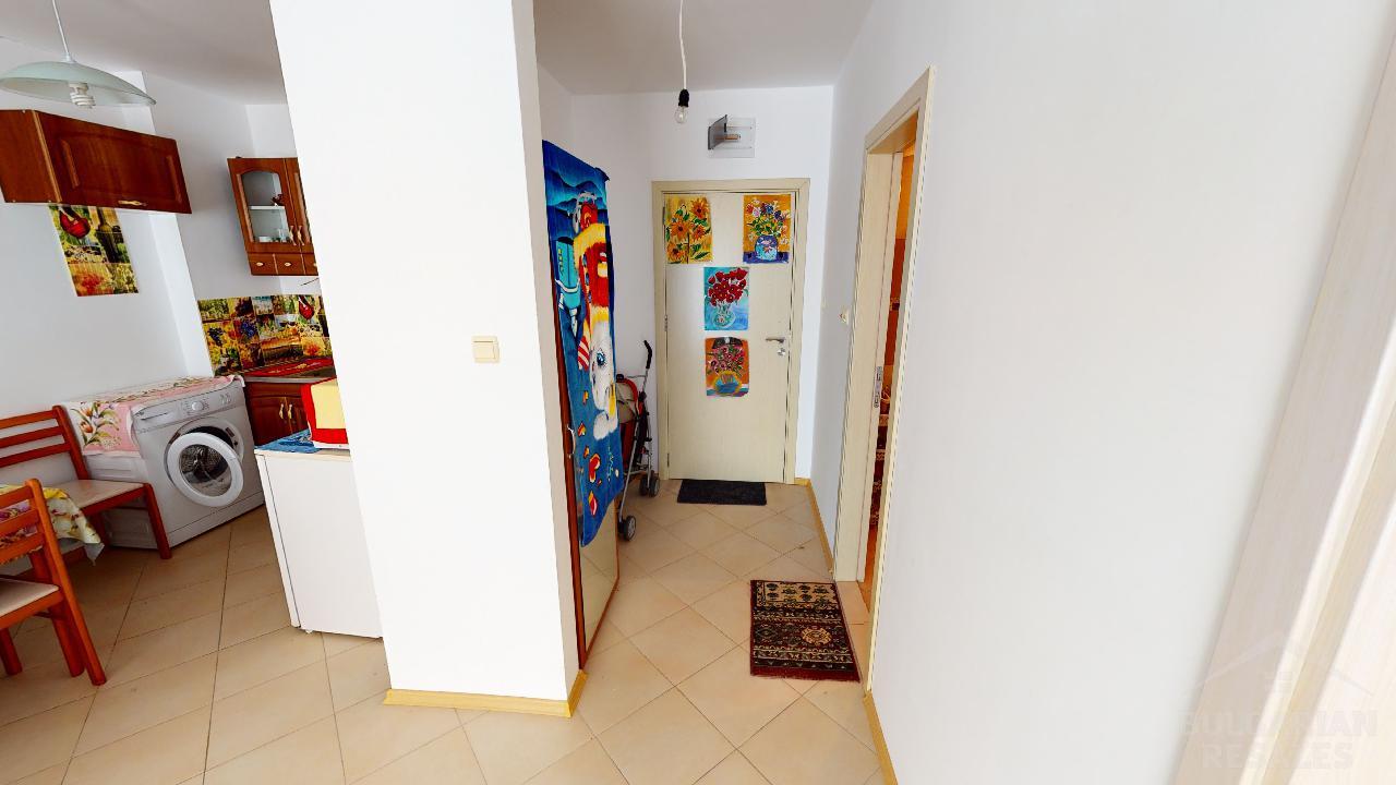 Просторен апартамент в комплекс от затворен тип ID: 2099 - Снимка 2