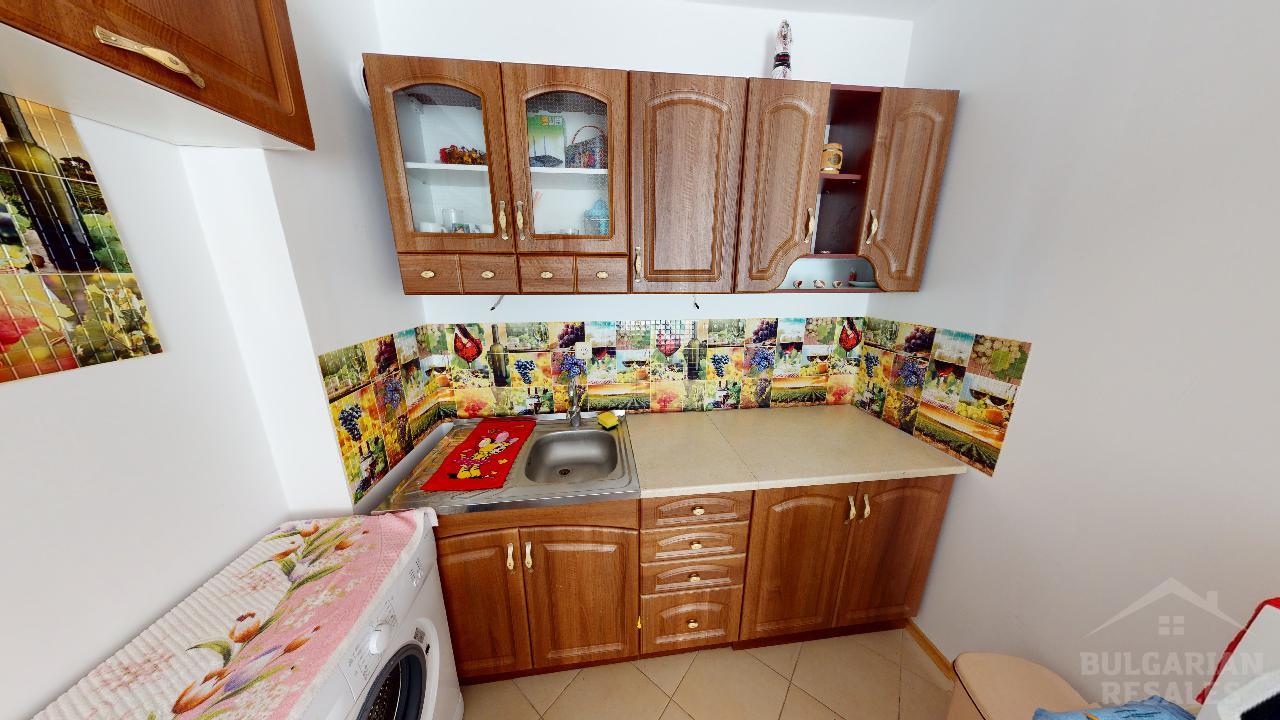 Просторен апартамент в комплекс от затворен тип ID: 2099 - Снимка 3