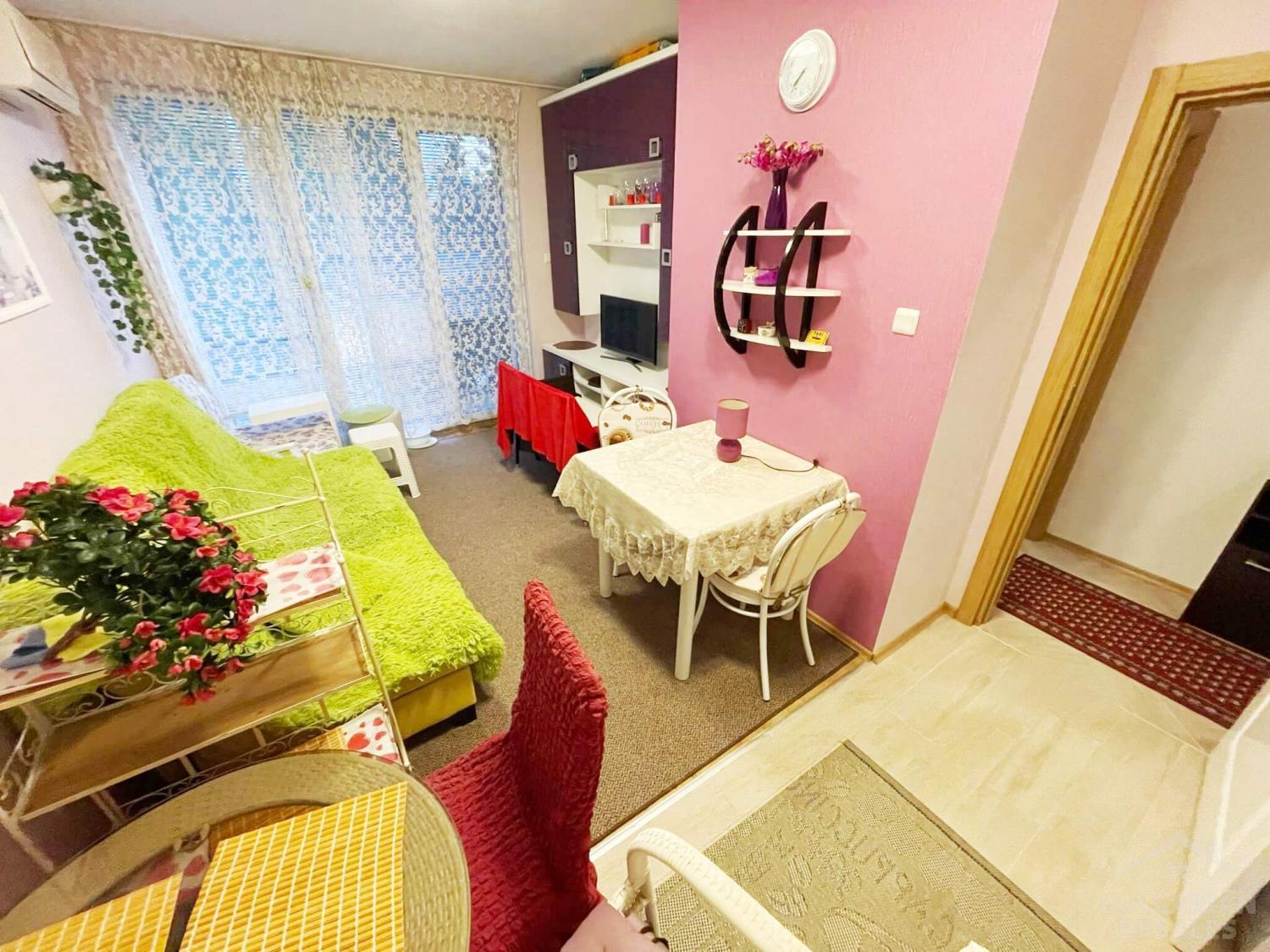 Apartment with a good interior and access to the pool ID: 2277 - Photo 3